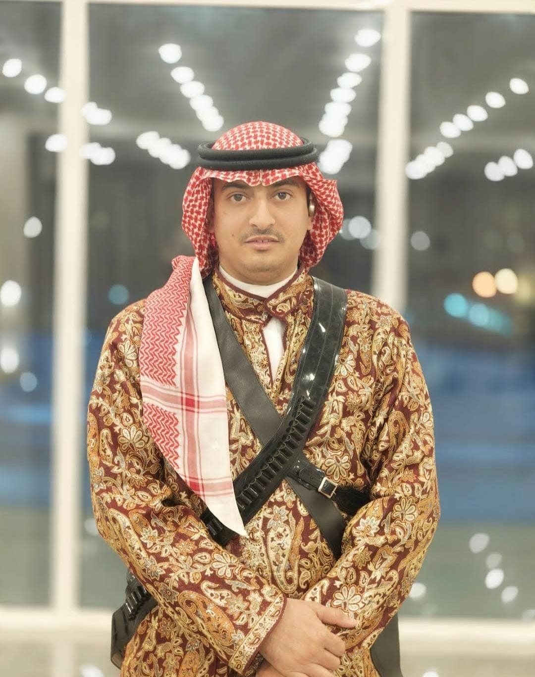 قهوجيين وصبابين قهوة لضيافة الشيوخ