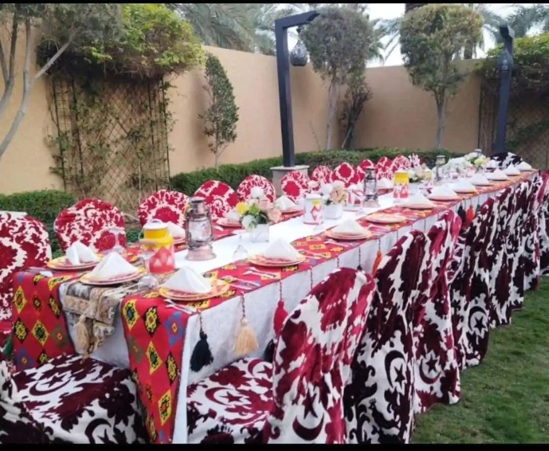 قهوجي الرياض يقدم القهوة العربية باحتراف في المناسبات الخاصة